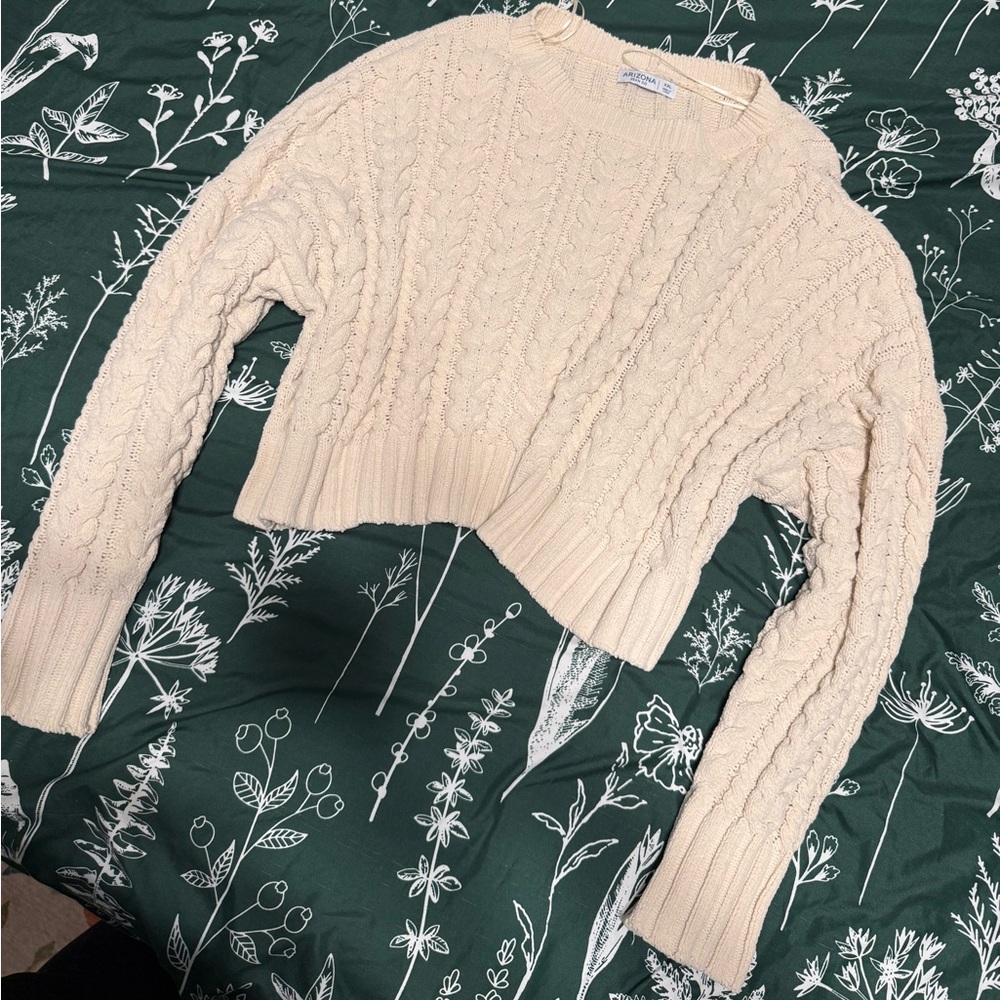 Cable Knit Cropped Cream Sweater XXL